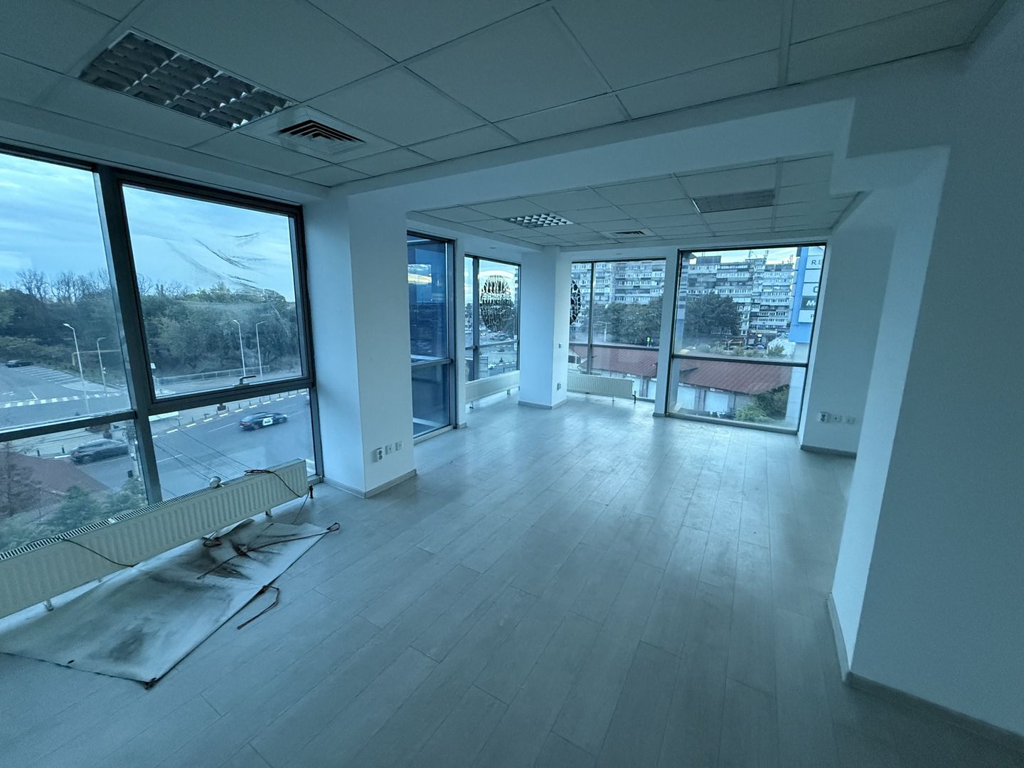 Spațiu Comercial de inchiriat langa AFI - Poză 6