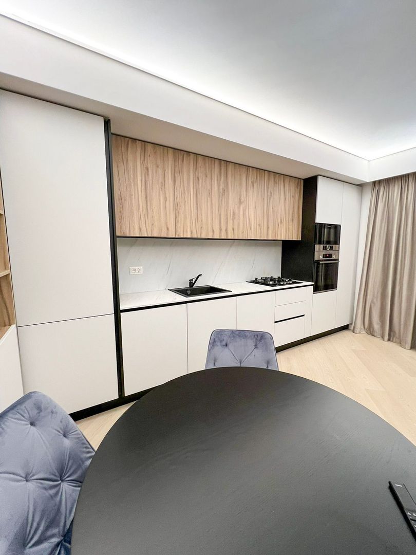 Apartament 3 camere de închiriat | Cortina North | Finisaje premium - Poză 3