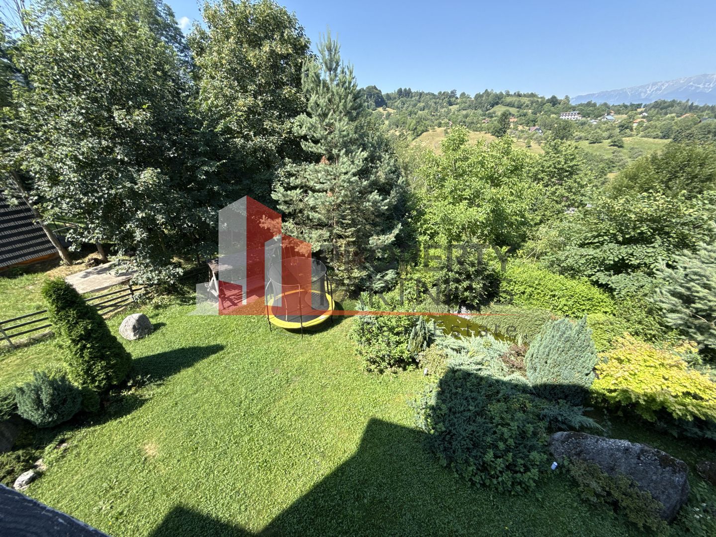 Pensiune  în Bran, sat Poarta – Afacere la cheie, locație premium - Poză 20