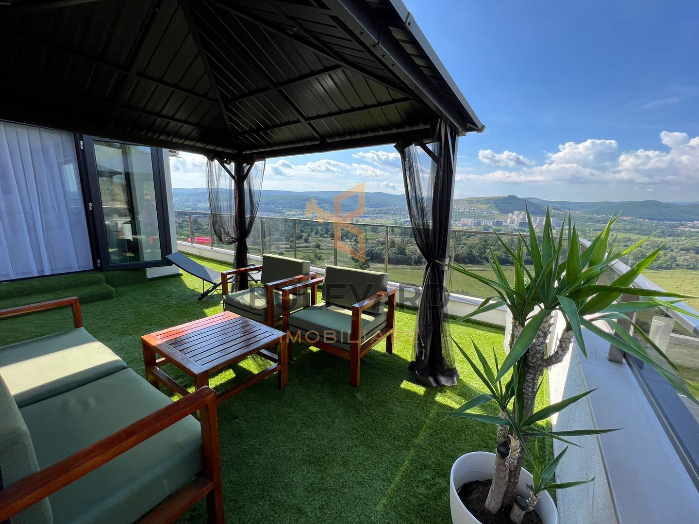 Penthouse cu terasa de 54,5 mp in Donath Park ! - Poză 1