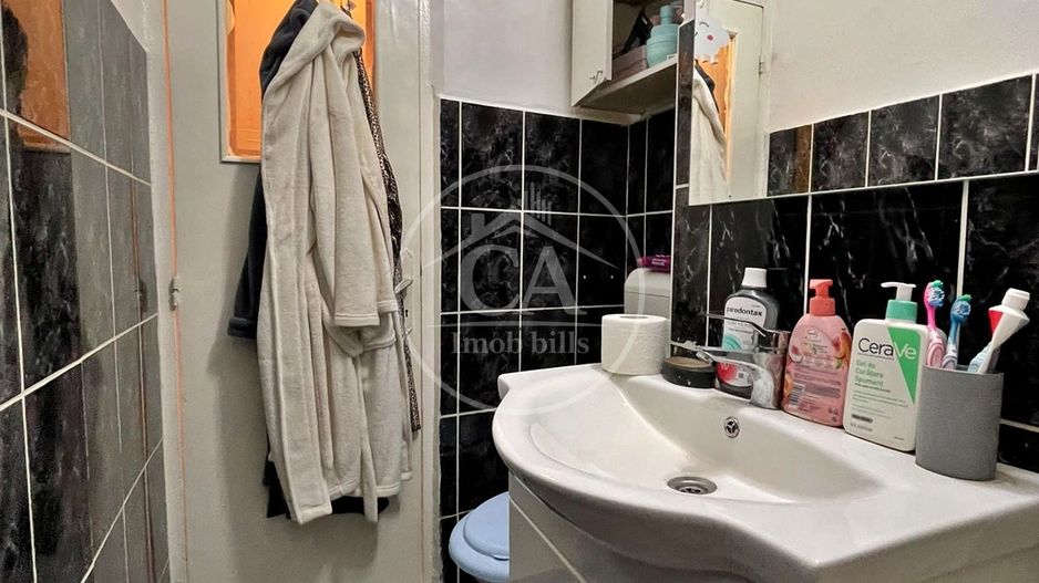 Apartament de vanzare cu 1 camera in zona Cantemir Oradea - Poză 8