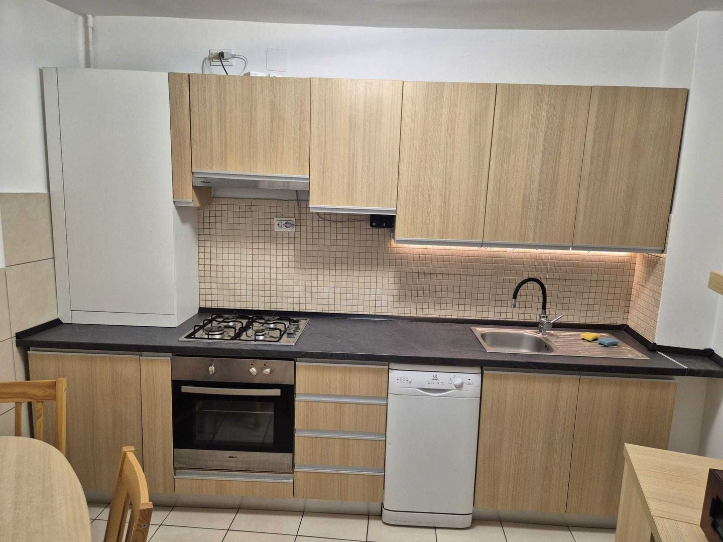 Apartament 3 camere Virtuții - Poză 6