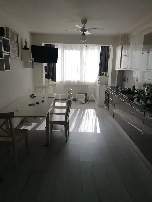 Apartament 2 camere zona Florilor – 67 mp, mobilat, ideal investiție. - Poză 2