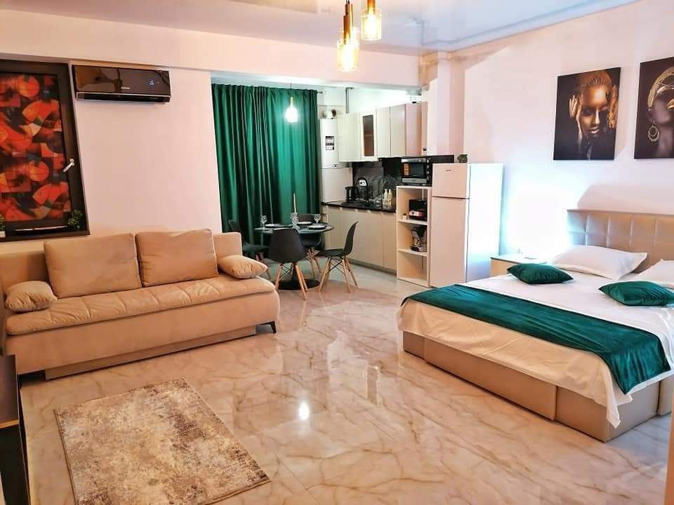 Studio de vanzare in Mamaia Nord - Prima linie la mare - Ocazie - Poză 1