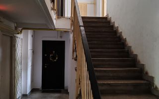 Apartament 2 camere, str Vicina, decomandat, 61 mp - Poză 12