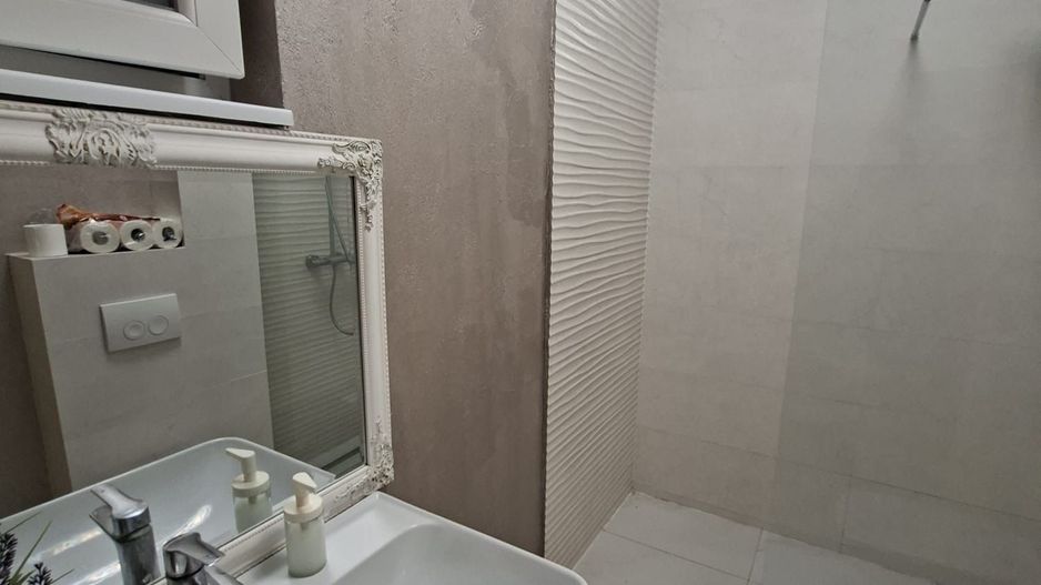 Duplex in Dumbravita cu camera pe parter - Poză 16
