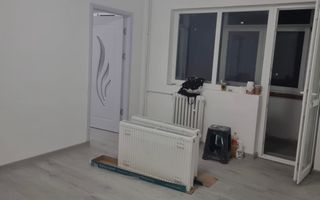 Vand apartament 3 camere - Poză 1