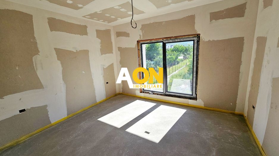 Casa noua, 4 camere, 700 mp teren, toate utilitatile, Micesti - Poză 12