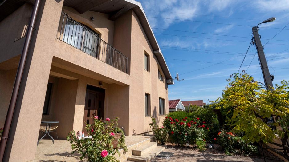 Casa cu teren 760 mp Episcopia Oradea - Poză 1