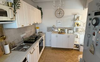 🏡 Apartament modern 3 camere | 65 mp | etaj 3/5 cu lift | parcare - Poză 8