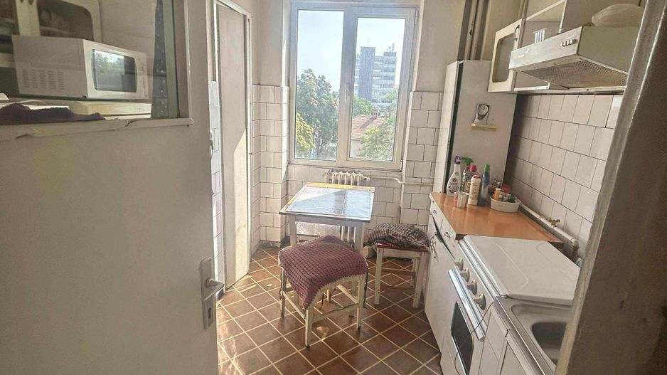 3 Camere | Zona Garii | Etaj Intermediar. - Poză 4