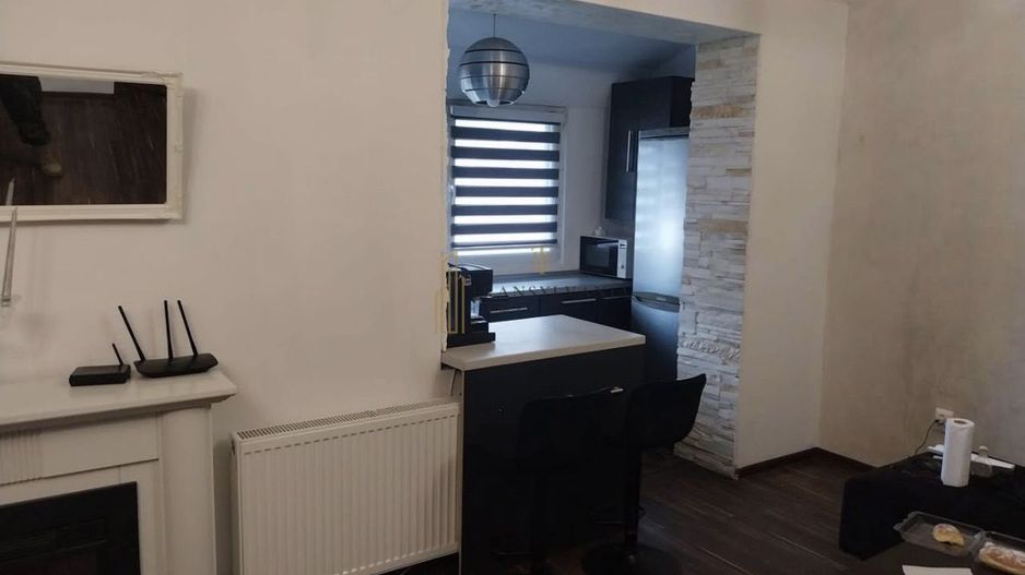 Apartament 3 camere, semidecomandat, 63 mp utili zona Turnisor - Poză 2