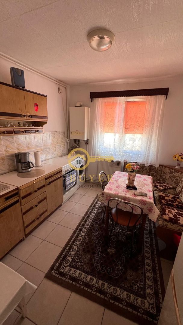 Garsoniera decomandata Semaforului - Poză 1