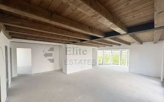 Casa spatioasa 6 camere cu 652 mp teren in Nojorid - Poză 9