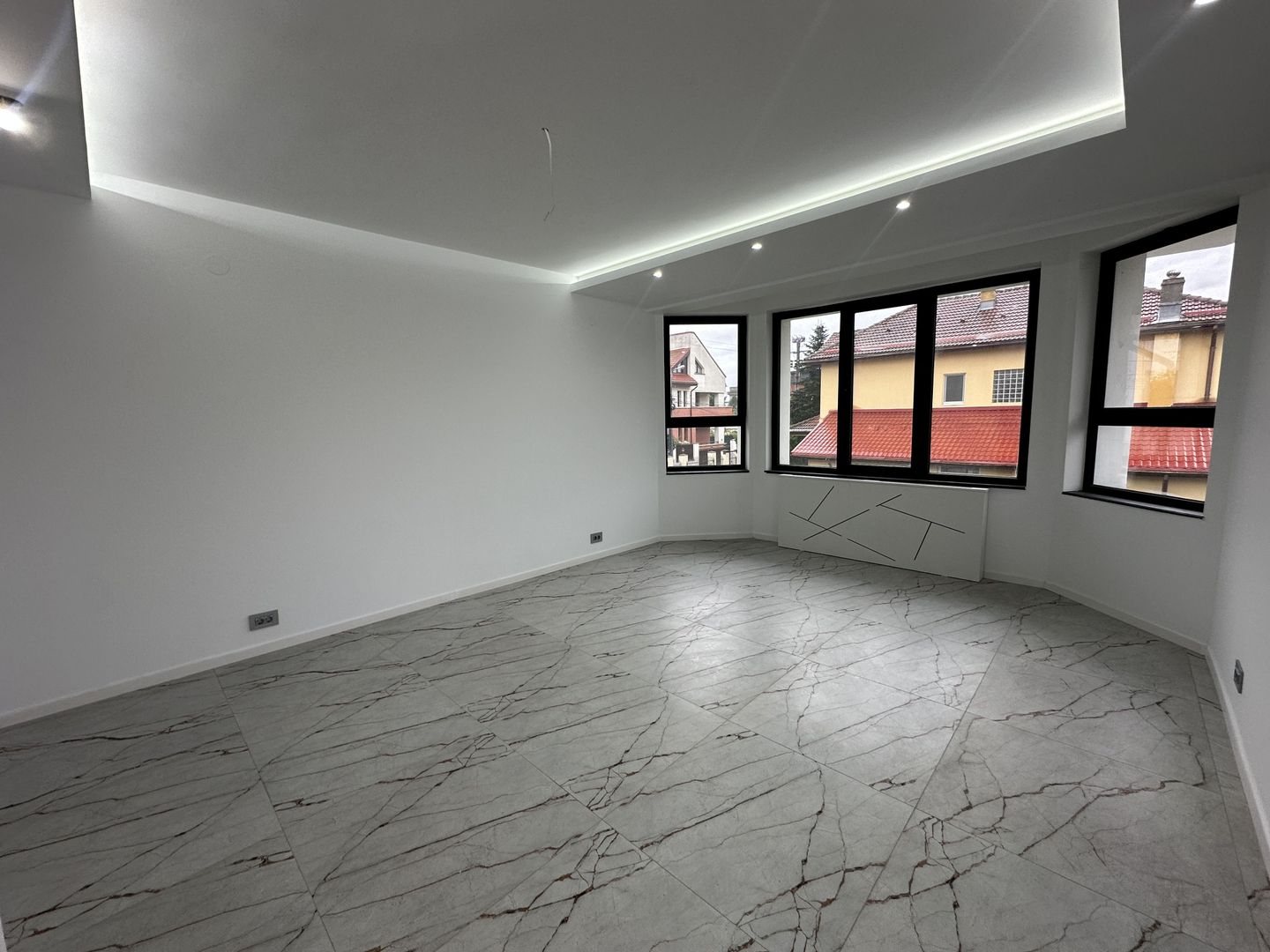VIla S+P+1+M | Teren de 1000mp | Lift Interior | Finisata Complet - Poză 20