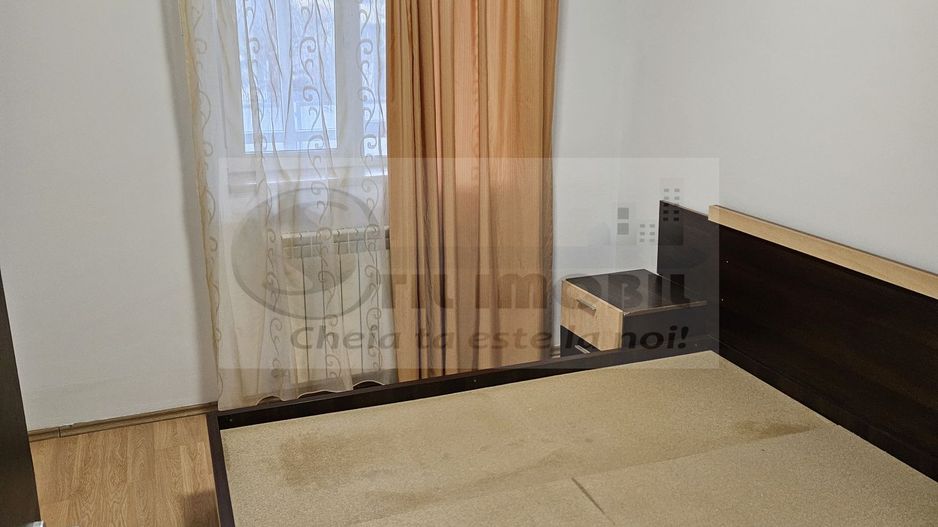 Apartament 2 camere Green Park 90.000 euro bloc 2009 - Poză 1