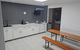 Casa cu 6 camere, 290mp, capacitate 14 persoane, Zona Cristesti - Poză 8