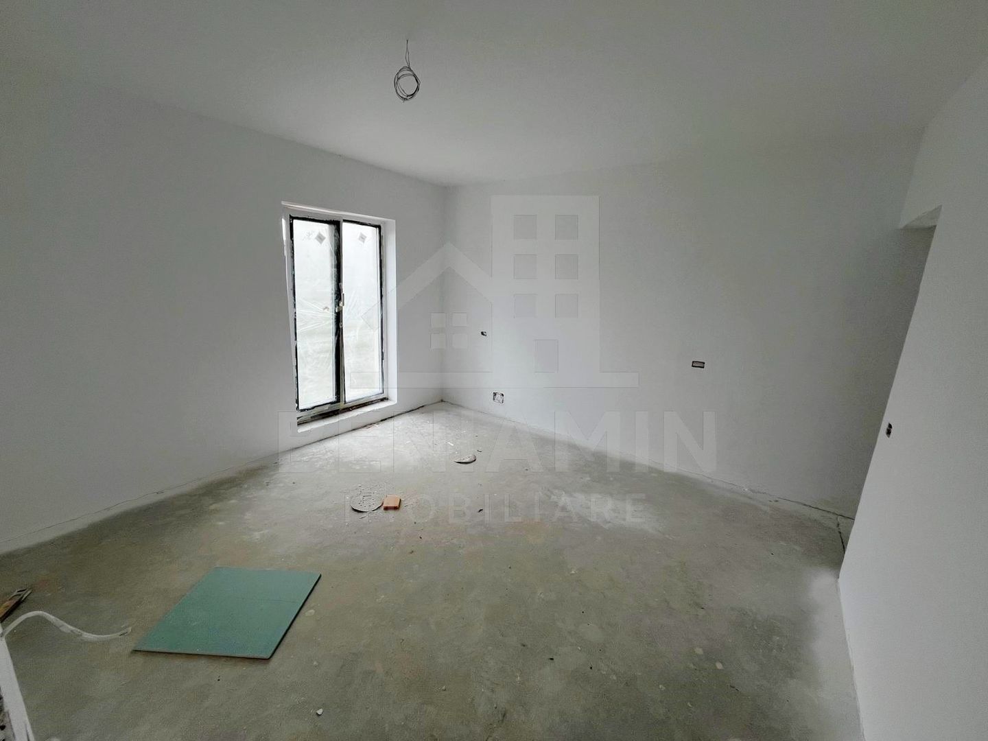 Casa Moderna P+1-Toate Utilitatile-140mp -3 Dormitoare-3Bai-Zona Ford - Poză 7
