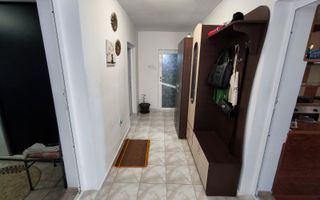 VIILE NOI - casa cu o curte generoasa disponibila imediat - Poză 14