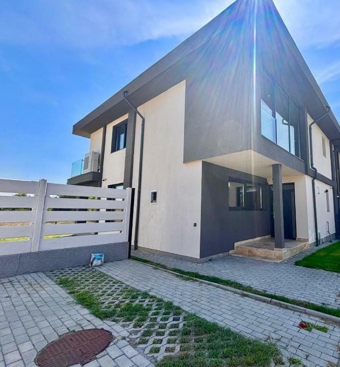 Vila de Lux | Pipera - Emil Racovita | lang Lac - Poză 2