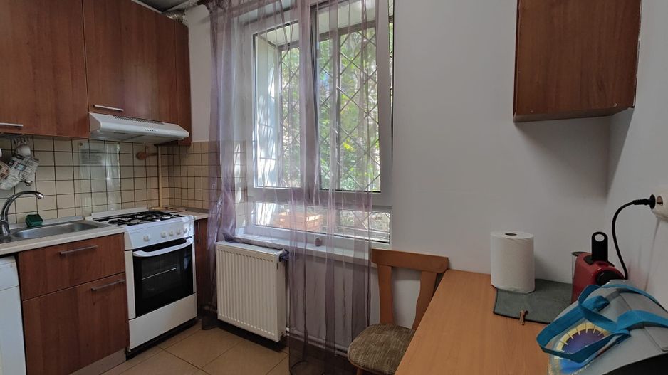 Floreasca – 2 camere decomandat, centrală proprie, balcon - Poză 15