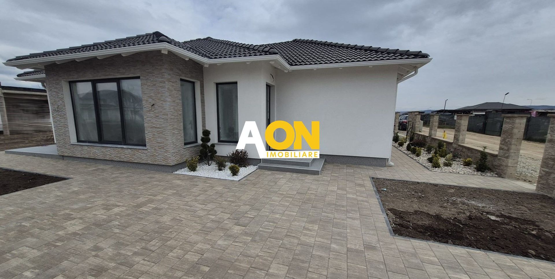 Casa 4 Camere, 130 mp, Teren 430 mp, Toate Utilitatile, Zona Micesti - Poză 1