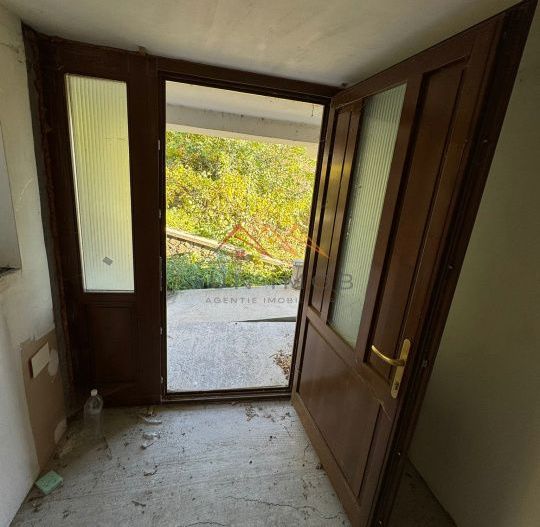 Vila S+P+E, priveliste deosebita, 6 camere, garaj, terasa, Cornu, PH - Poză 10