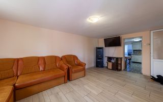 Casă renovată 2022, 3 camere, 1034 mp teren, încălzire în pardoseală  - Poză 10
