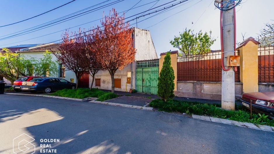 Casa individuala zona Boul Rosu langa mal, comision 0% - Poză 1