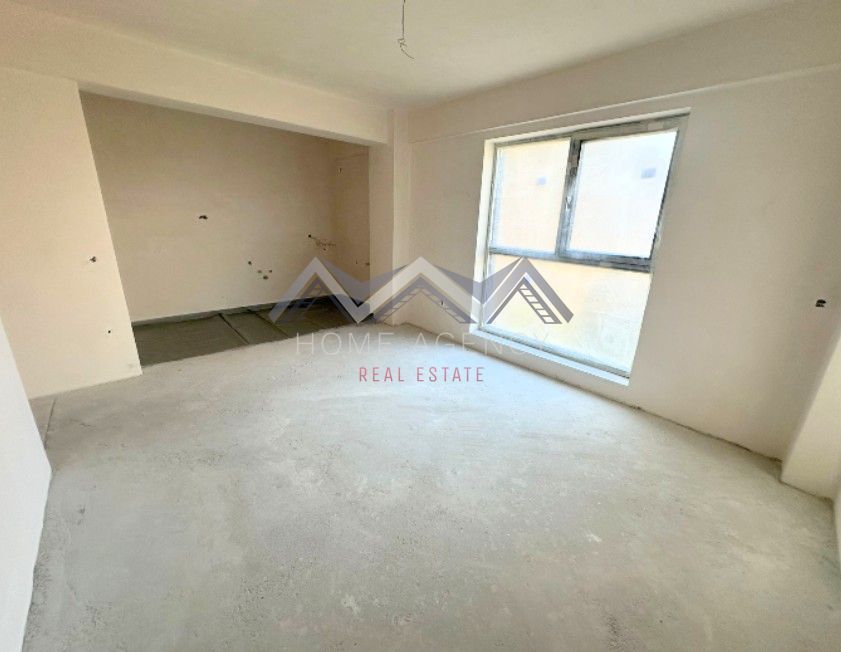 Apartament 3 camere Otopeni central | bloc cu lift, parcare - Poză 1