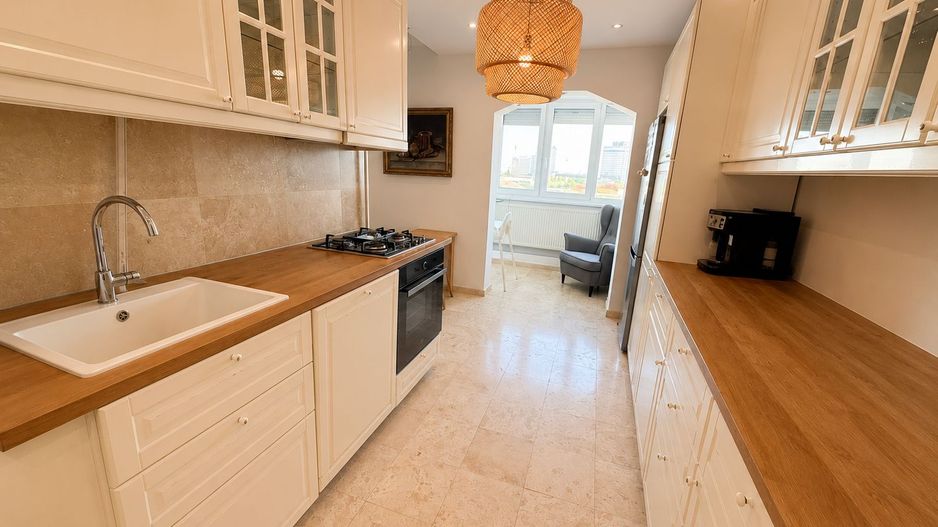 Take Ionescu | 3 Camere | View Panoramic | 2 Băi | Boxă | Renovat Premium - Poză 10