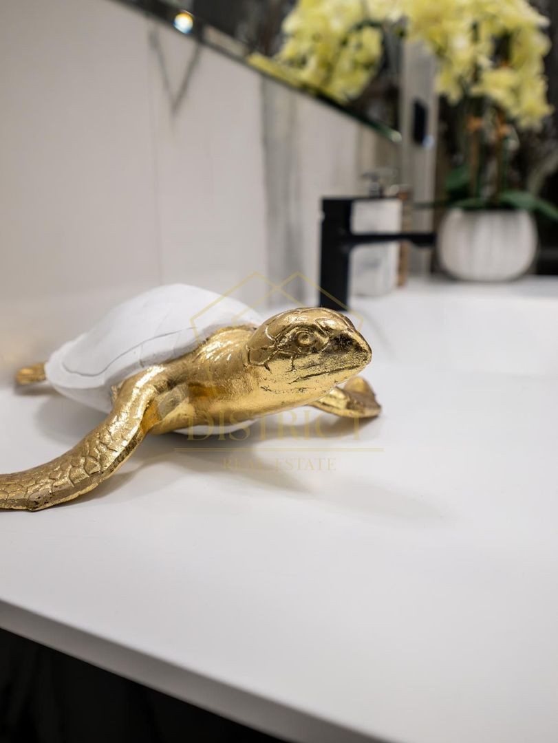 Vilă de LUX cu piscină, 278 mp utili și teren de 1.780 mp I Sag - Poză 25