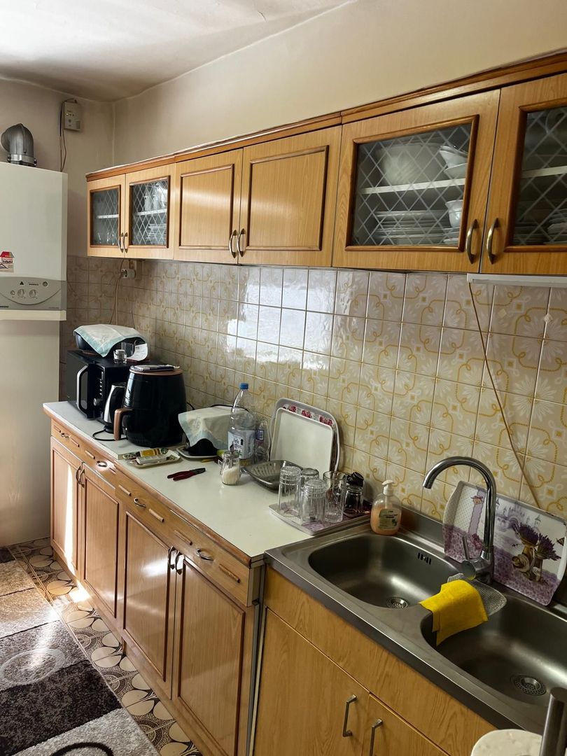 Apartament cu 4 camere, 80 mp utili la etajul 1 chiar in Calea Lipovei - Poză 5