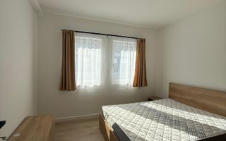 Apartament cu 4 camere, 100 mp, parcare,  gradina,  zona L. Merlin - Poză 5