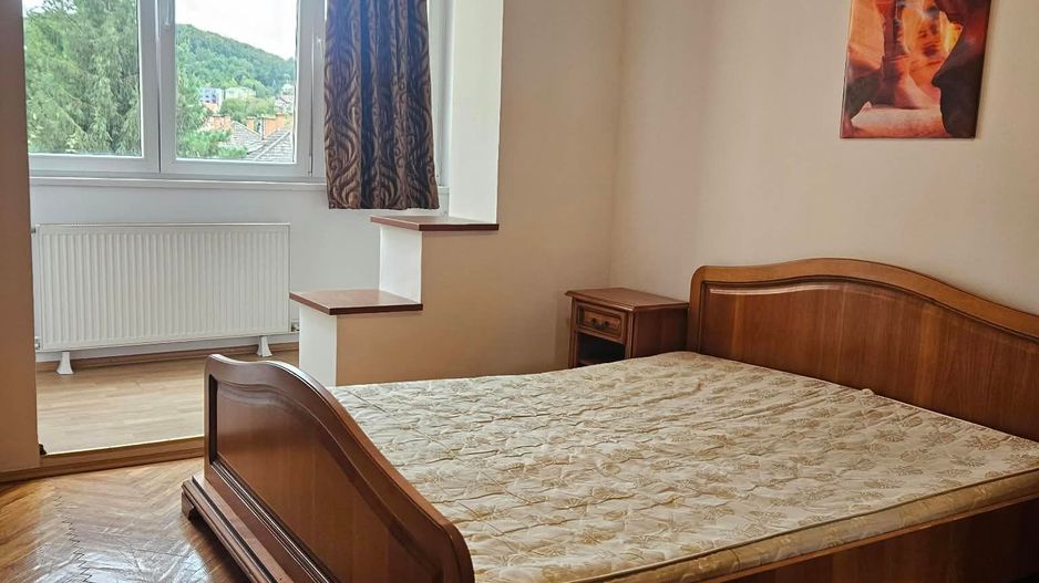 Bisericii Romane, apartament cu loc de parcare propriu, ideal  pentru studenti - Poză 1