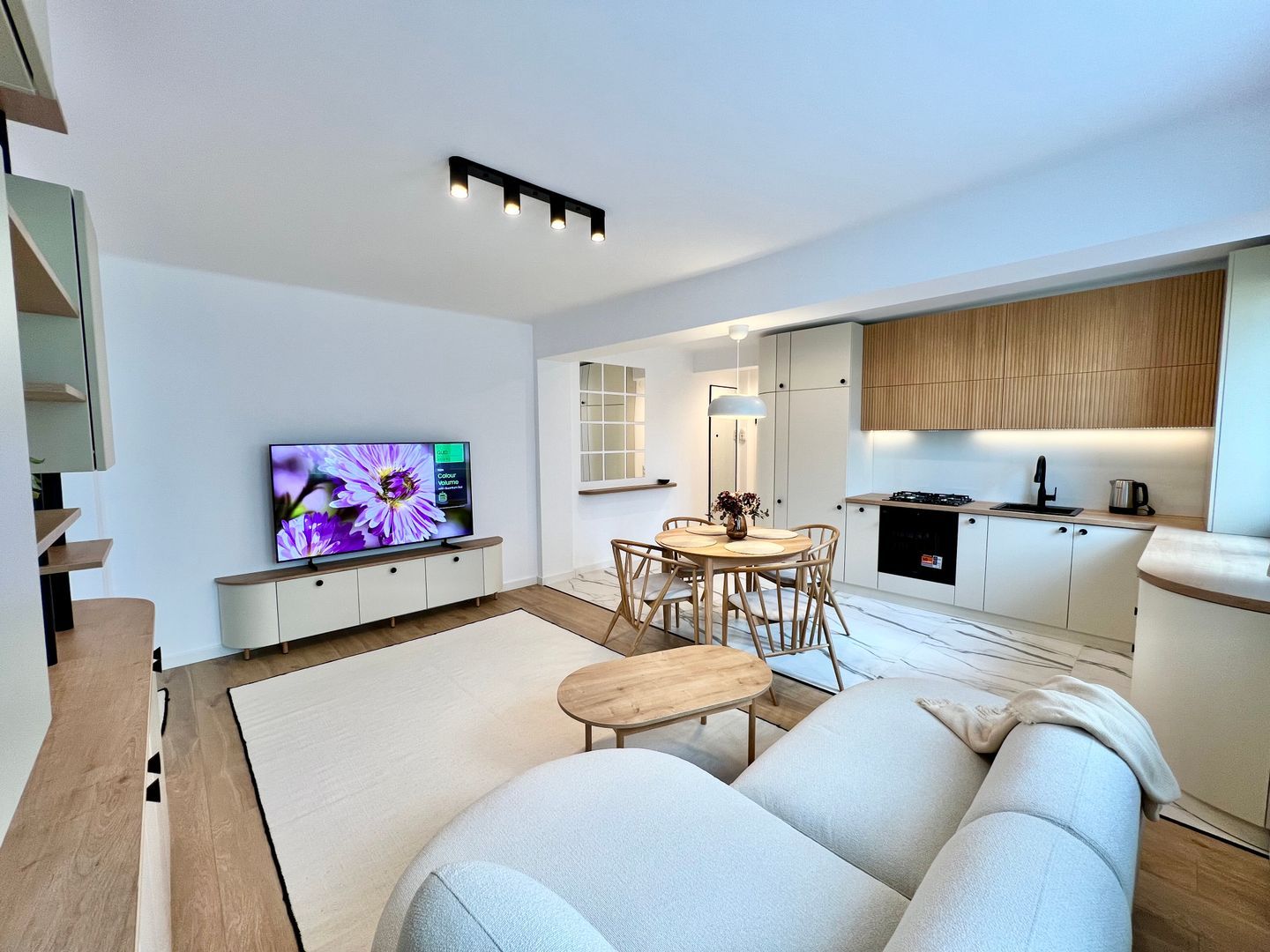 Apartament cu 2 camere de inchiriat | ultrafinisat | Mihai Viteazu - Poză 11