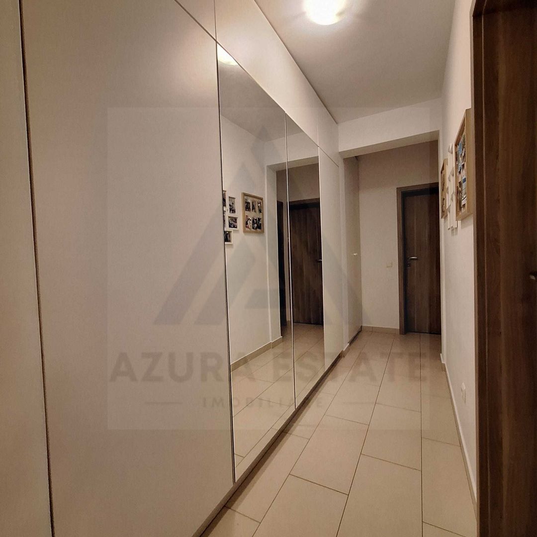 Apartament modern 3 camere 2 bai 2 balcoane etaj 2 si parcare Turnisor - Poză 7