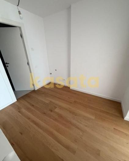 UP-site Floreasca | 2 Camere Premium | Boxă | Metrou Aviatiei - Poză 4