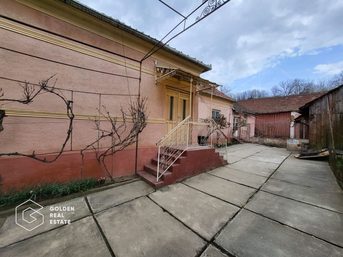 Casa in localitatea Lipova - Poză 2