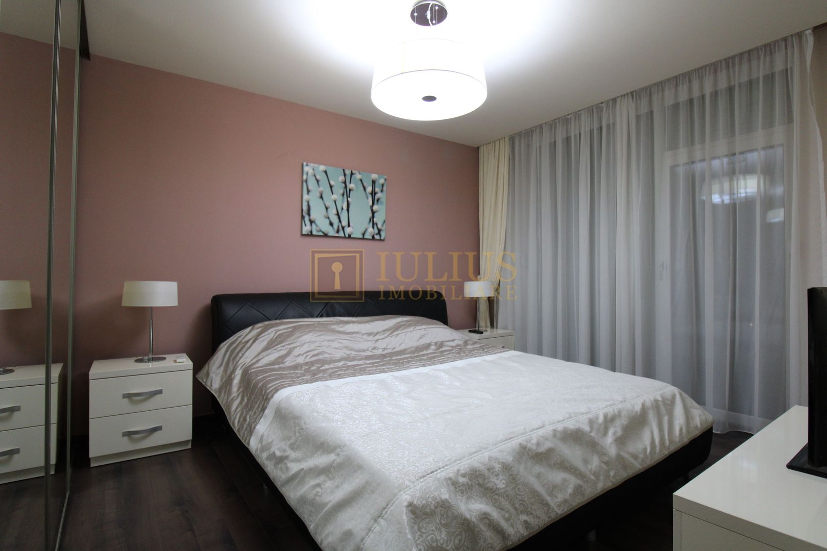 PENTHOUSE zona Braytim, terasa de 50mp, strada secundara foarte linistita! - Poză 13