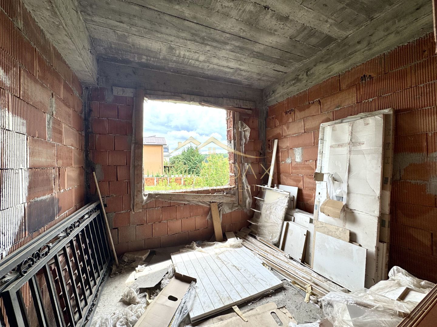 Vila cu 5 camere *616mp* / 1600mp teren / Corbeanca - Poză 16