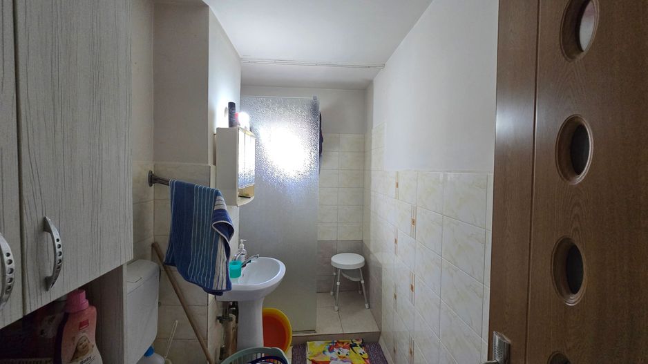 Apartament 3 camere,Zona Lipovei,Etaj 2, Mobilat si Utilat Complet, Garaj - Poză 11