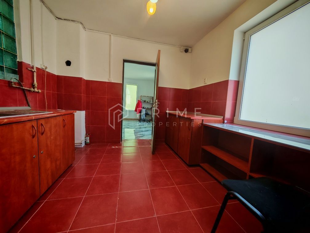 De Vânzare sau Închiriere: Clădire Mixtă (188 mp) cu Teren de 160 mp - Poză 5