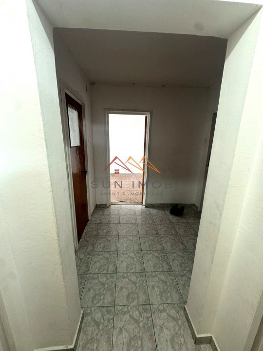 De inchiriat, apartament 2 camere, decomandat, zona ultracentrala - Poză 4