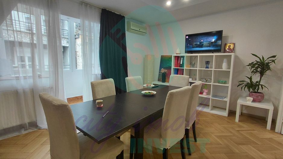 Interbelic 1934 | 4 camere, 4 balcoane, centrala | Piata Sf. Stefan - Poză 1