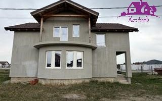 Casa in localitatea Osorhei - Poză 2