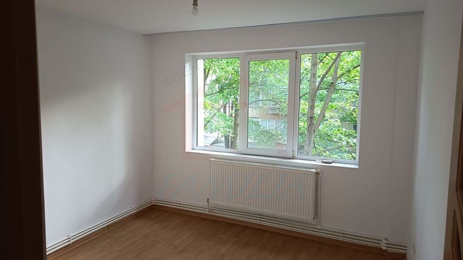 APARTAMENT CU 3 CAMERE DE VÂNZARE | MICRO 17 - Poză 7