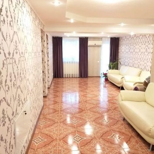 De vanzare Apartament 3 camere in Vila, Aparatorii Patriei, sector 4 - Poză 2