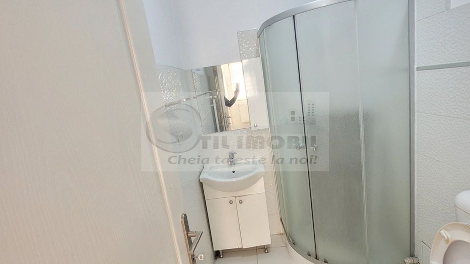 Apartament 2 camere podu ros - 380 euro - Poză 6