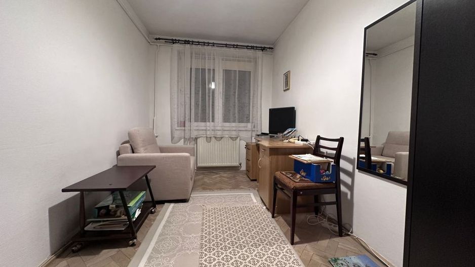 Apartament 3 camere, semidecomandat, Str Rahovei, Sibiu - Poză 4